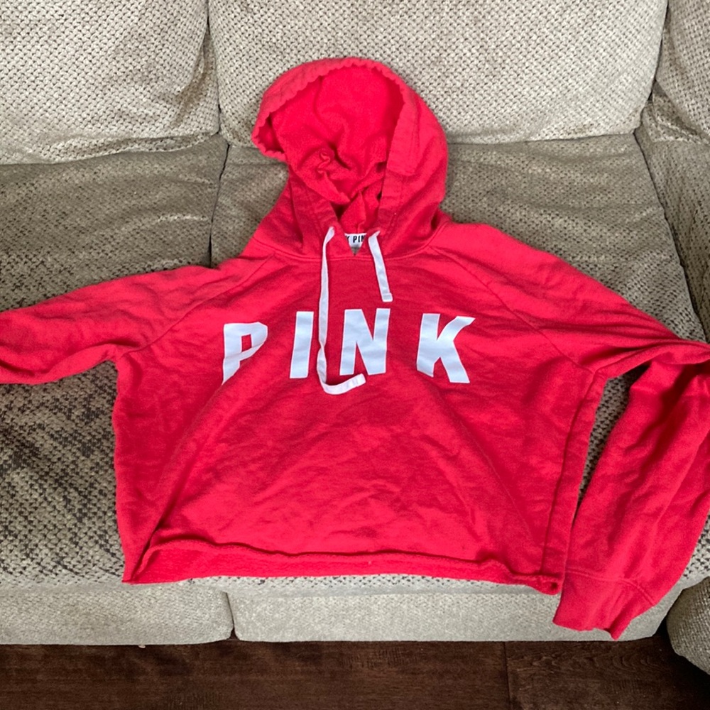 red cropped hoodie